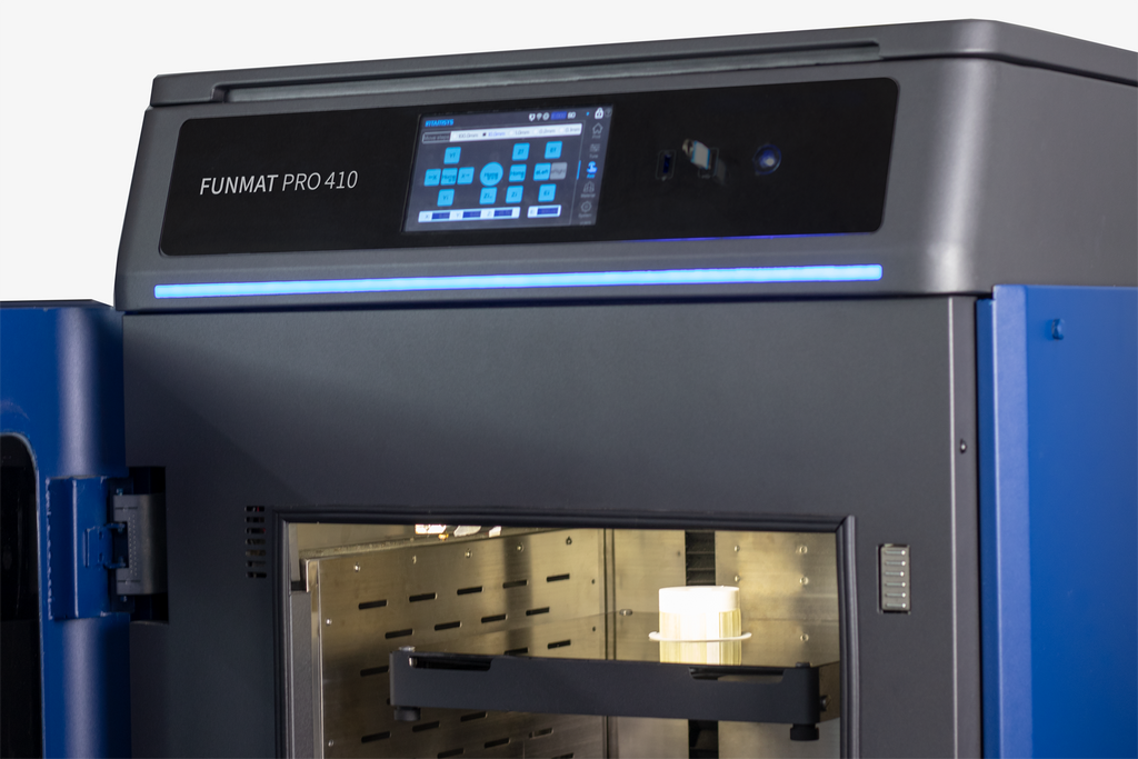 Intamsys FUNMAT PRO 410 front control panel and open chamber
